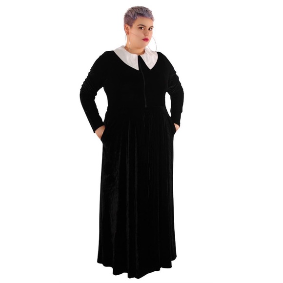 Folter Clothing Velvet Priestess Coat Dress - Picture 2 of 5